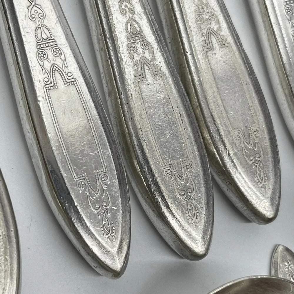 Wm A‎ Rogers Debutante Grandeur Princess by Oneida Silverplate Flatware 34 piece